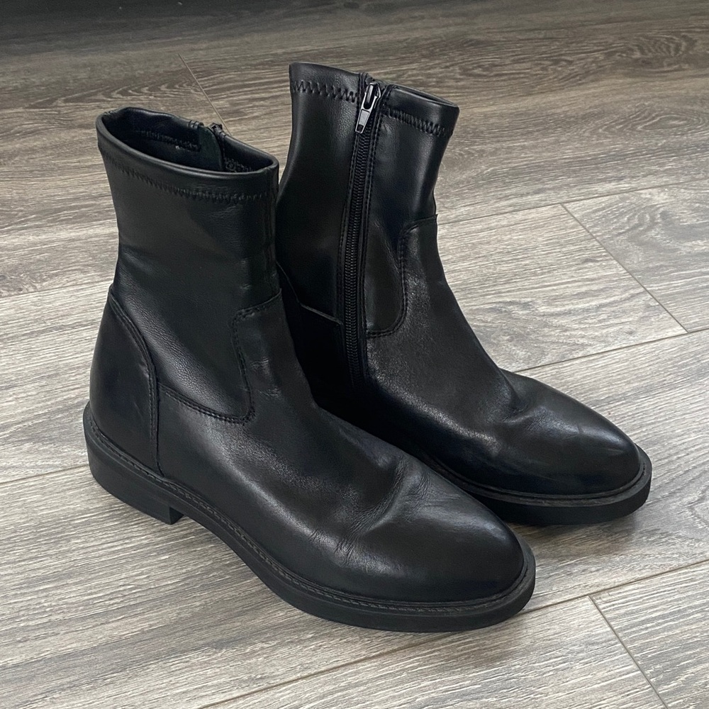 Steve Madden Black Leather Ankle Boots